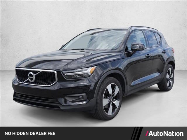 Used 2021 Volvo XC40 T5 Momentum w/ Protection Package Premier