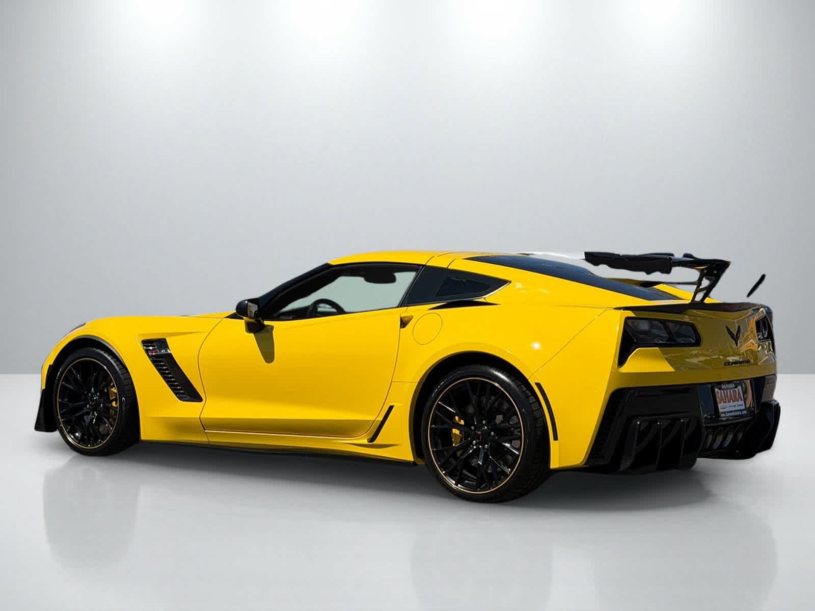 Used 2018 Chevrolet Corvette Z06 RWD image 4