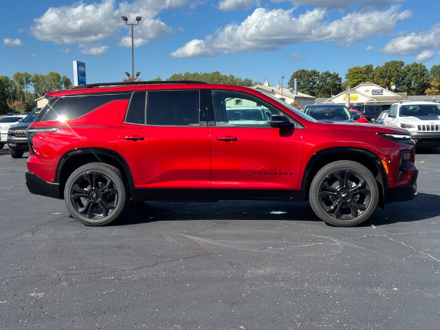 New 2027 Chevrolet Traverse RS w/ LPO, Floor Liner Package AWD/4WD image 52