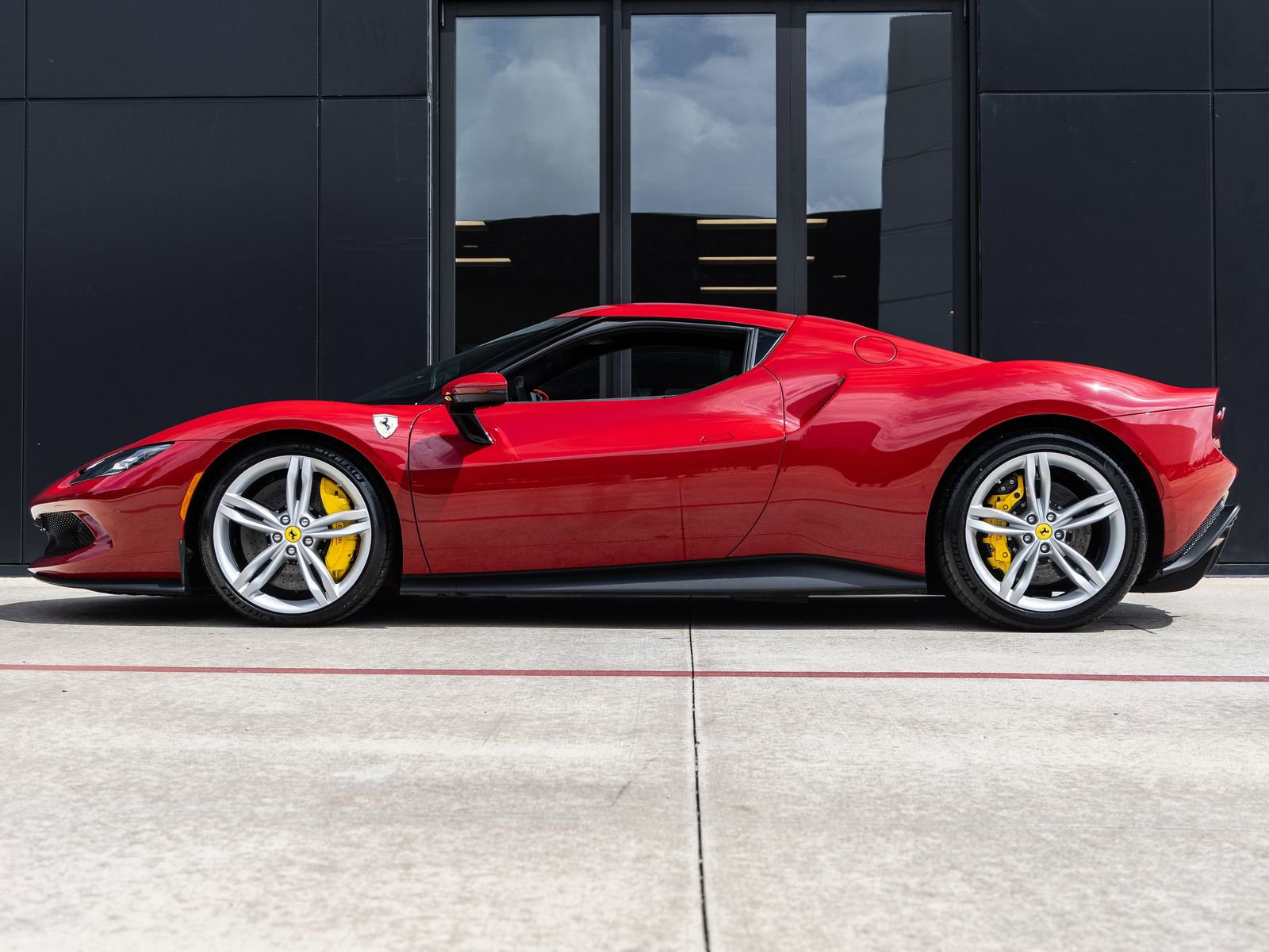 Used 2022 Ferrari 296 GTB RWD image 9