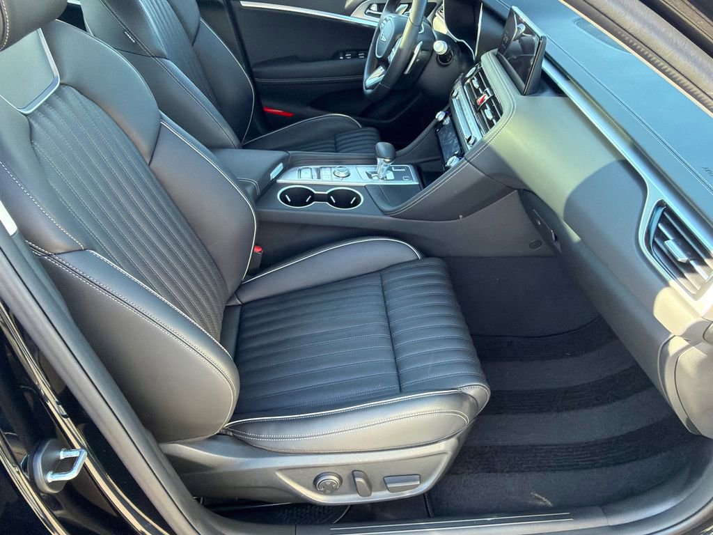 Used 2026 Genesis G70 2.5T Prestige image 13