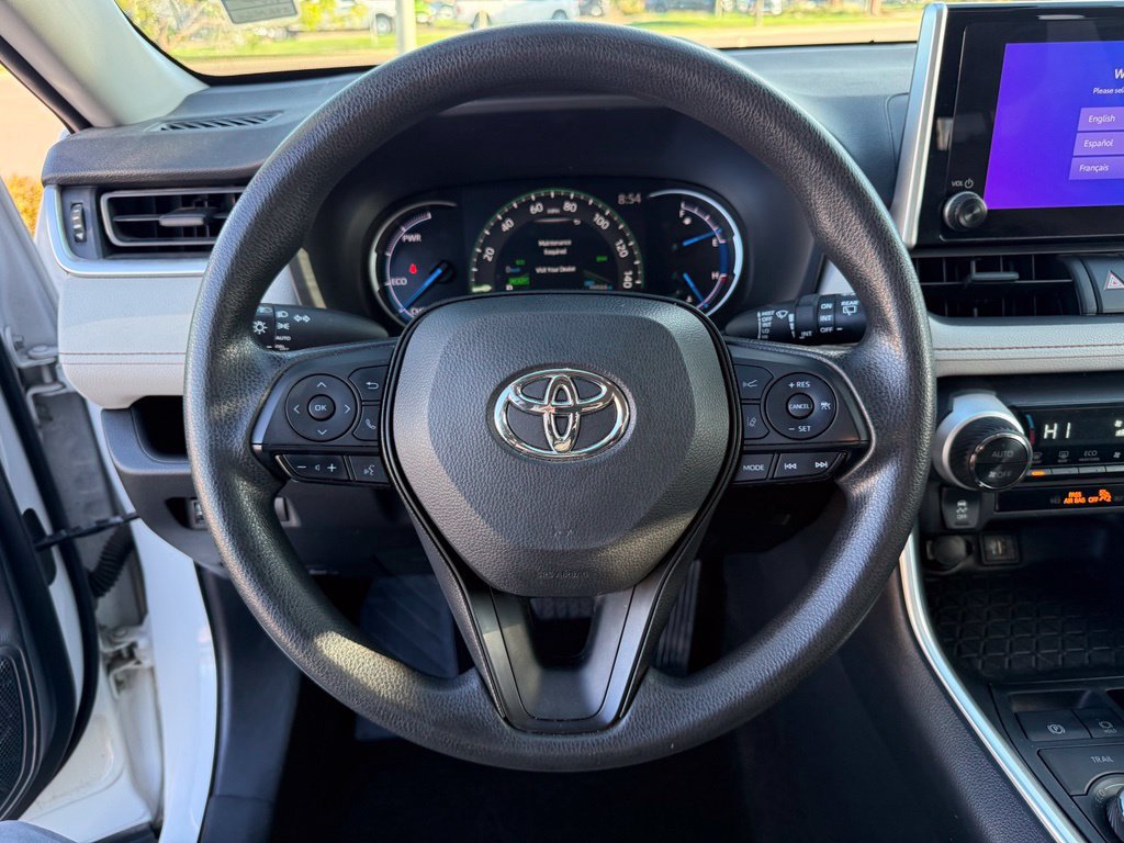 Used 2023 Toyota RAV4 XLE AWD/4WD image 13
