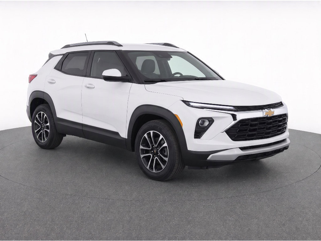 Used 2024 Chevrolet TrailBlazer LT w/ Convenience Package FWD image 2