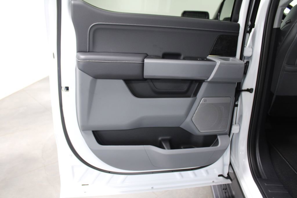 New 2025 Ford F150 Lightning Flash image 27