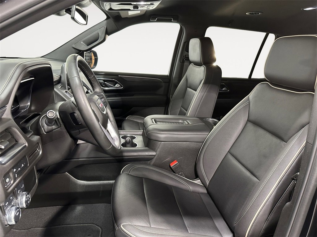 Used 2024 GMC Yukon SLT image 9