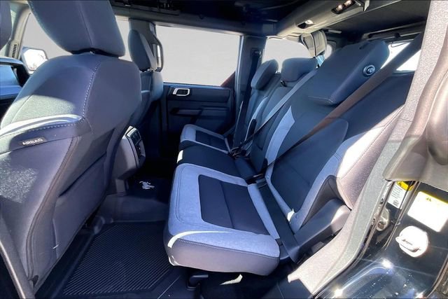 New 2025 Ford Bronco 4-Door image 9