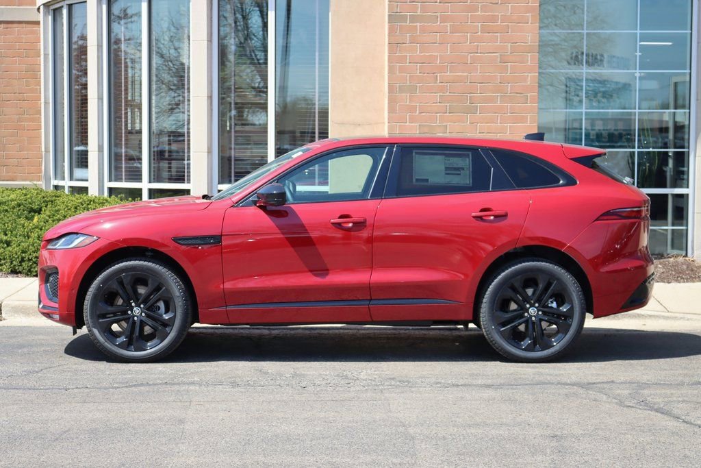 Used 2026 Jaguar F-PACE R-Dynamic S AWD/4WD image 2