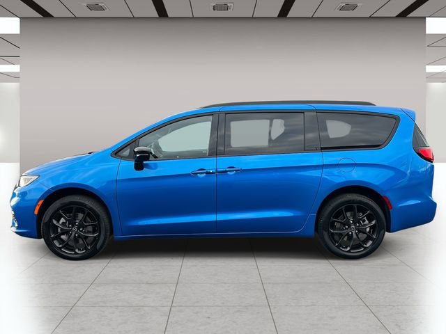 New 2026 Chrysler Pacifica Select w/ S Appearance Package AWD/4WD image 7