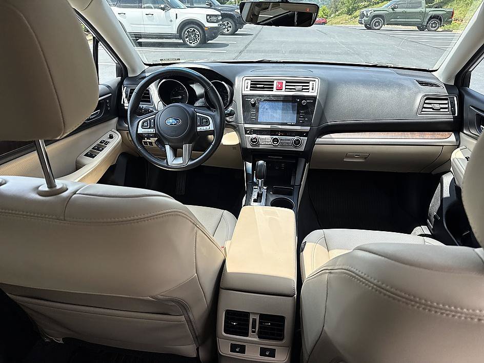 Used 2017 Subaru Outback 3.6R Limited AWD/4WD image 19