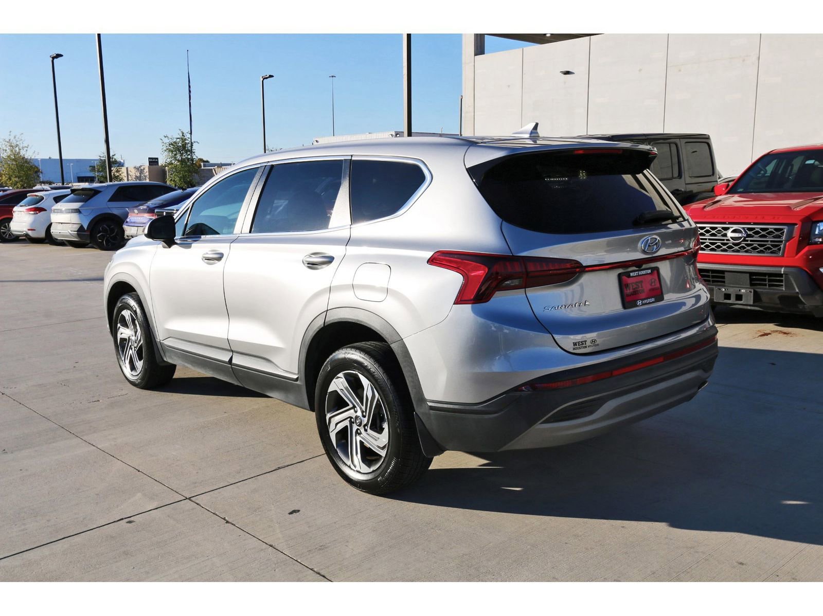 Used 2021 Hyundai Santa Fe SE image 5