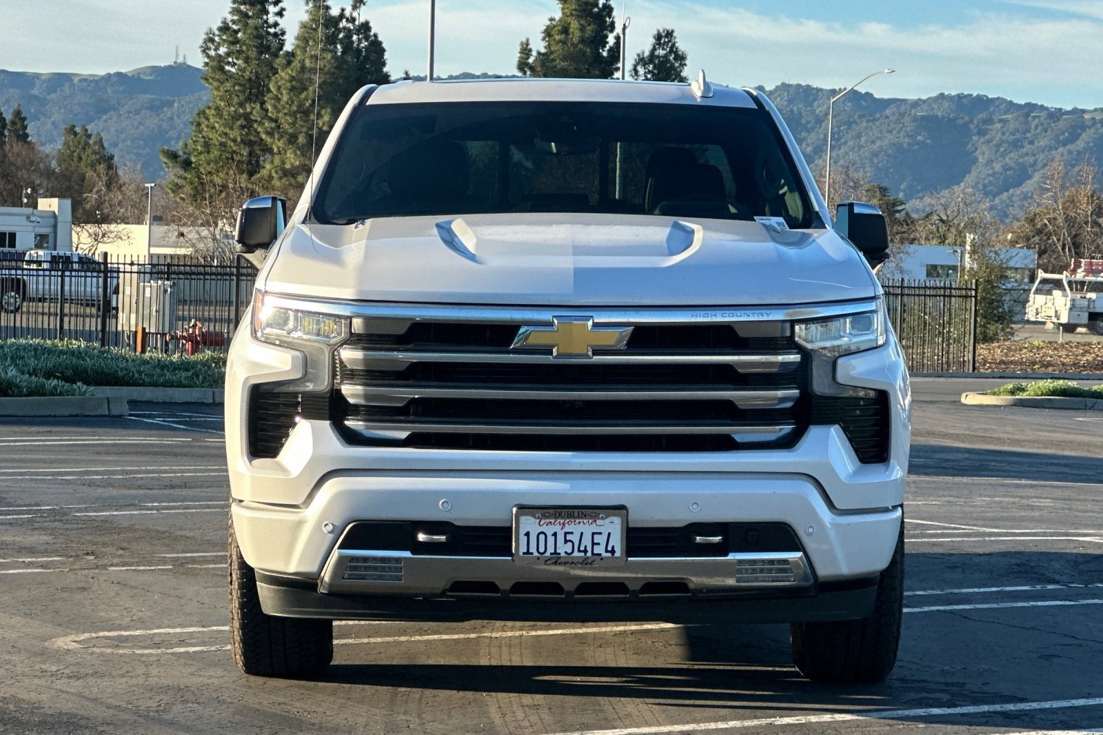 Used 2025 Chevrolet Silverado 1500 High Country w/ Technology Package image 9