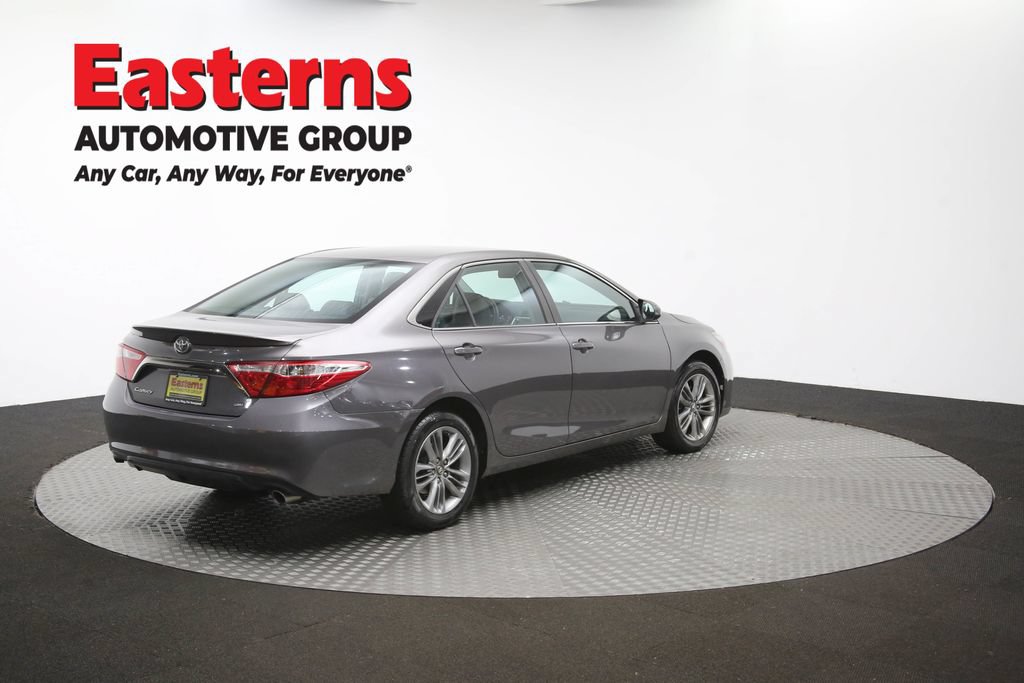 Used 2016 Toyota Camry SE FWD image 40