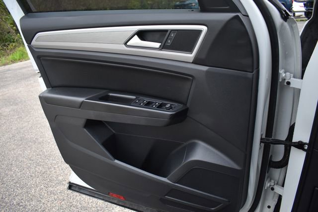 Used 2018 Volkswagen Atlas SE FWD image 32