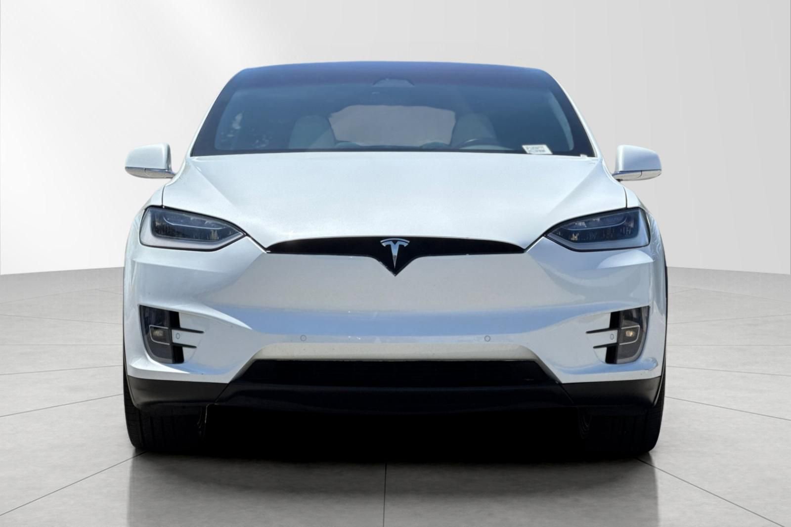 Used 2018 Tesla Model X 75D AWD/4WD image 8