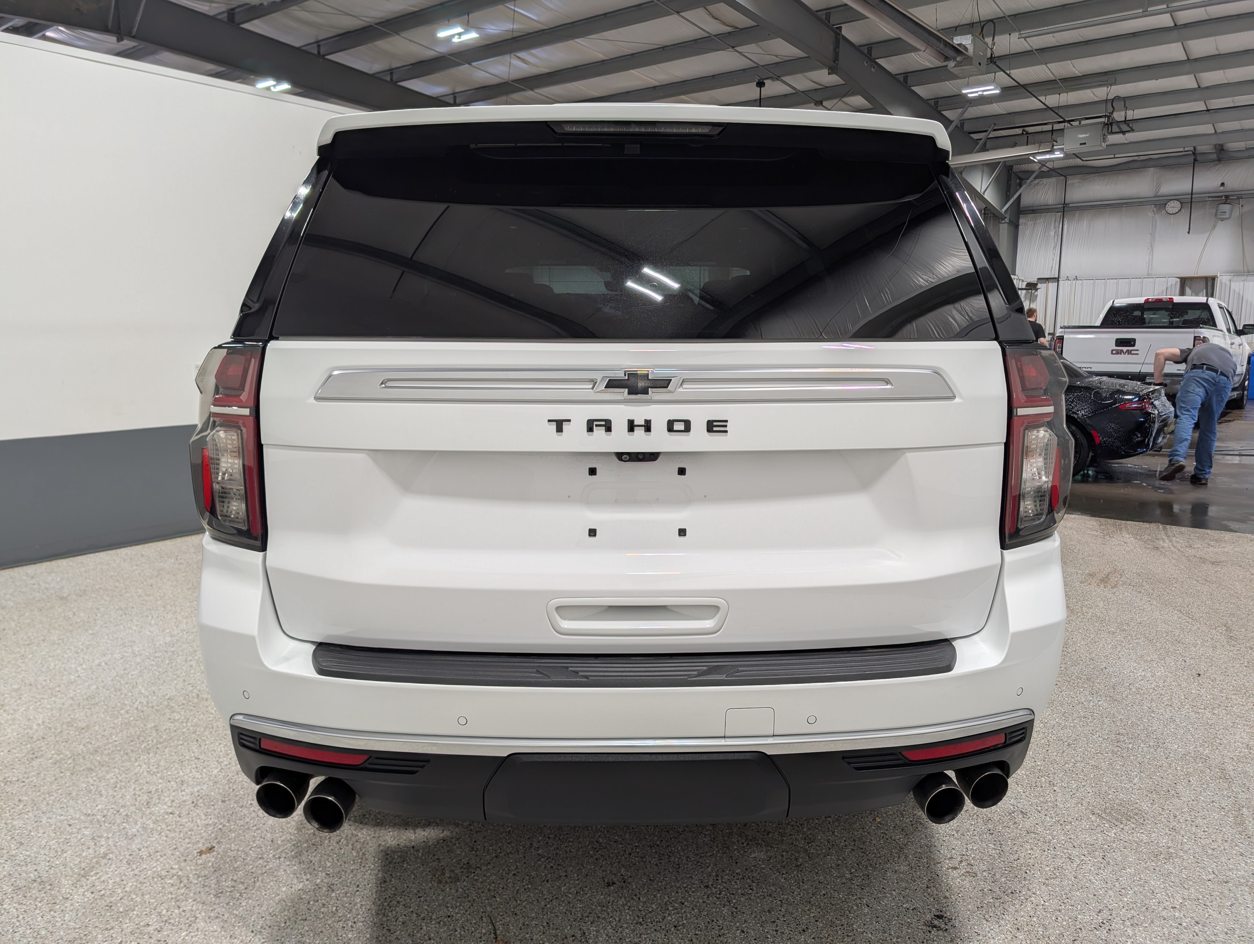 Used 2023 Chevrolet Tahoe High Country AWD/4WD image 9