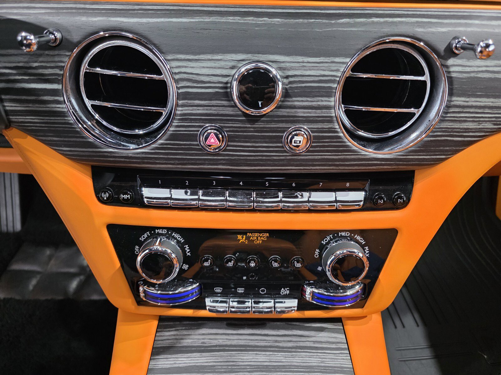 Used 2024 Rolls-Royce Ghost w/ Ghost Package image 24