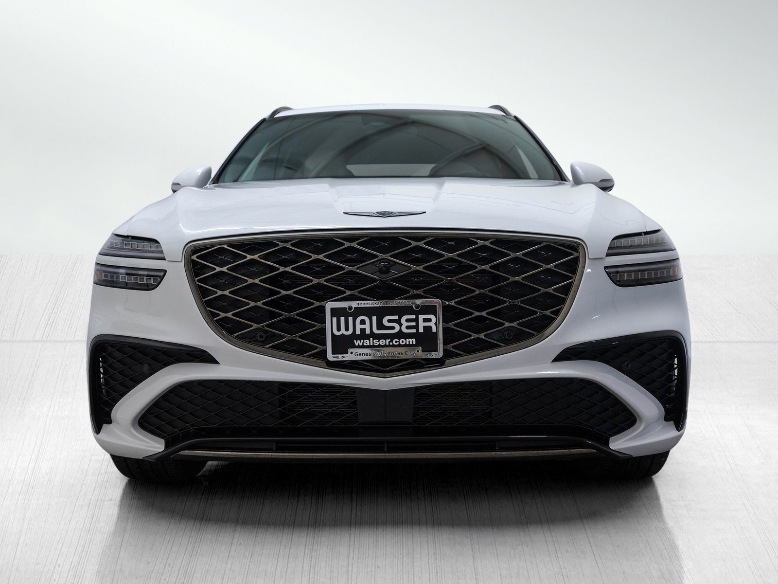 Used 2026 Genesis GV70 3.5T Sport Prestige image 2