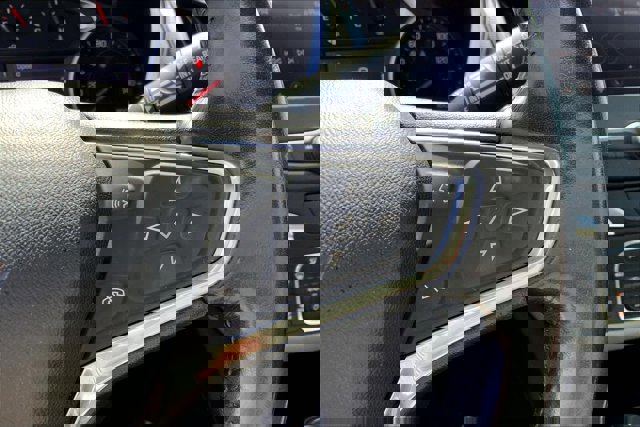 Used 2020 Chevrolet Equinox LT AWD/4WD image 19