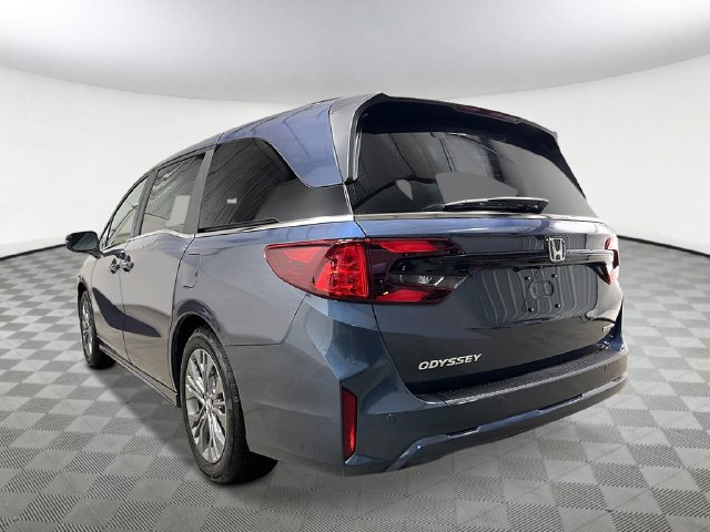 New 2027 Honda Odyssey Touring image 4
