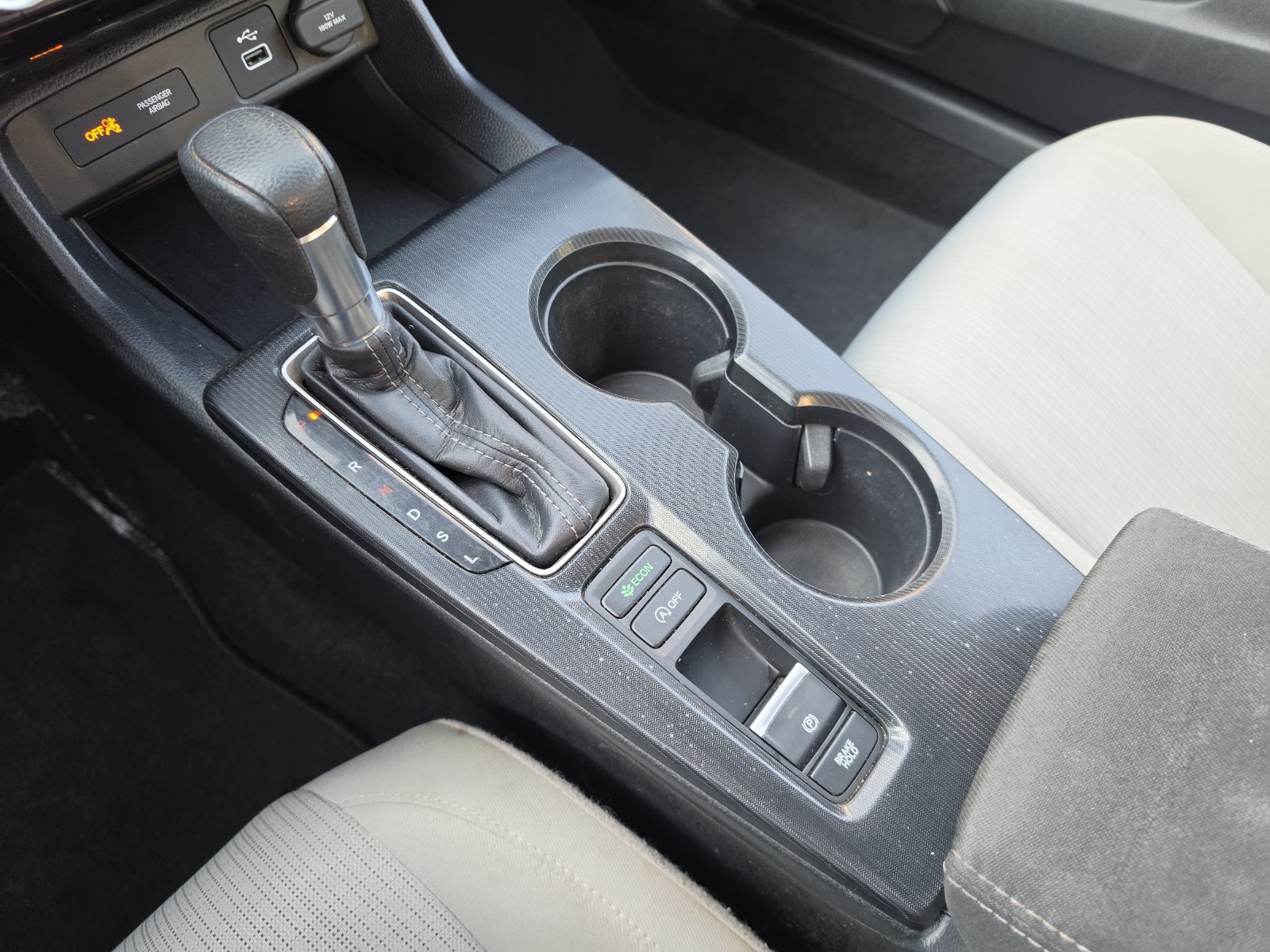 Used 2023 Honda Civic LX image 25