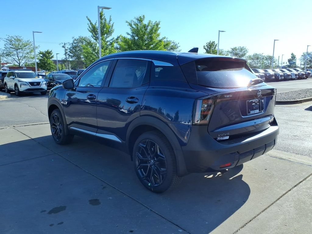 New 2026 Nissan Kicks SR w/ SR Premium Package AWD/4WD image 6