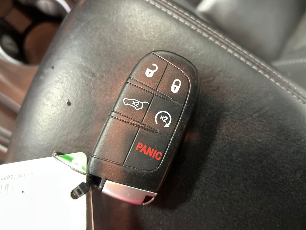 Used 2022 Dodge Durango Citadel image 22