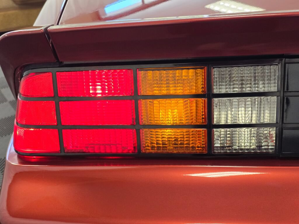 Used 1988 Chevrolet Camaro IROC-Z RWD image 40