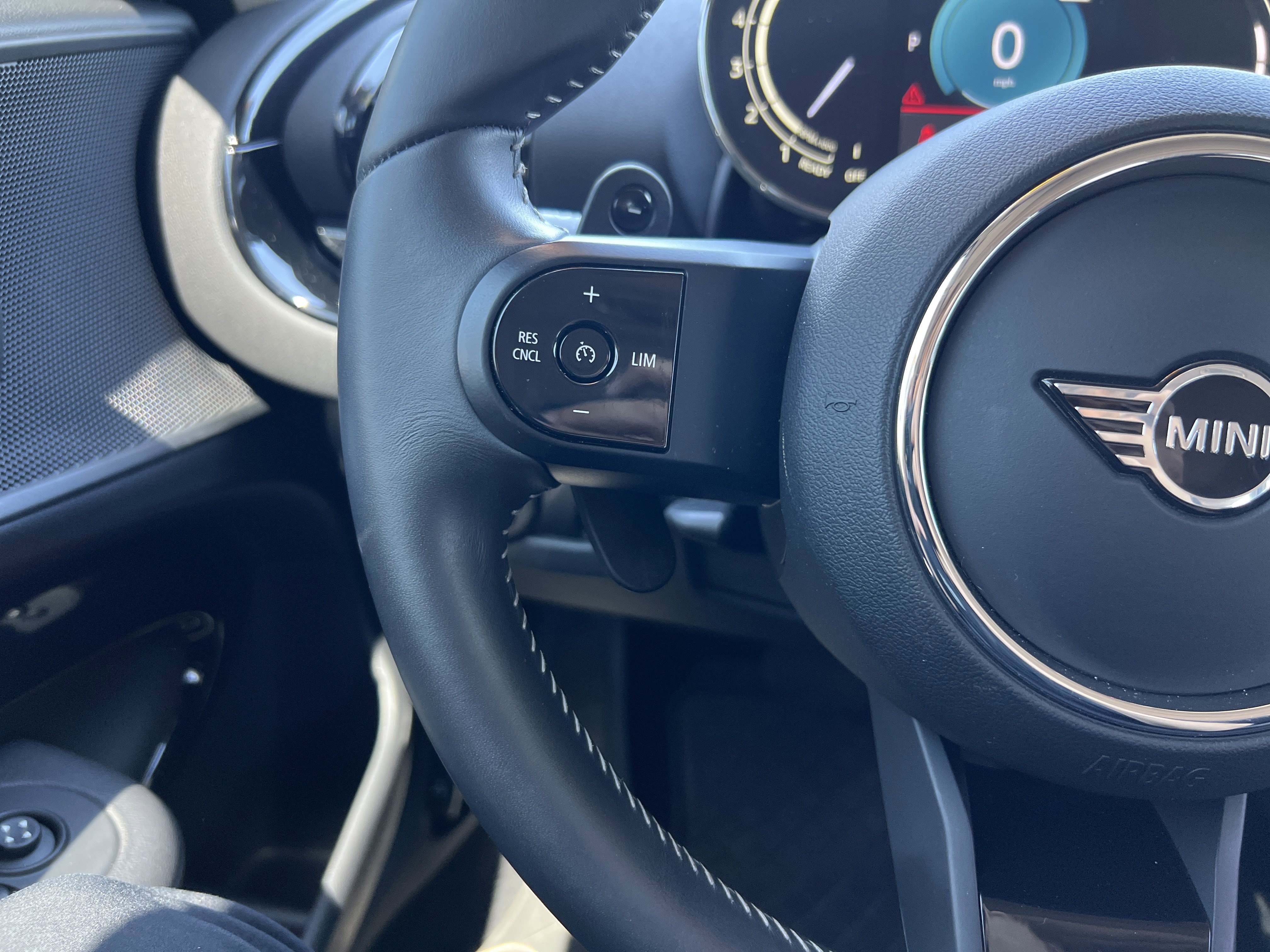 Certified 2023 MINI Cooper Clubman S AWD/4WD image 22