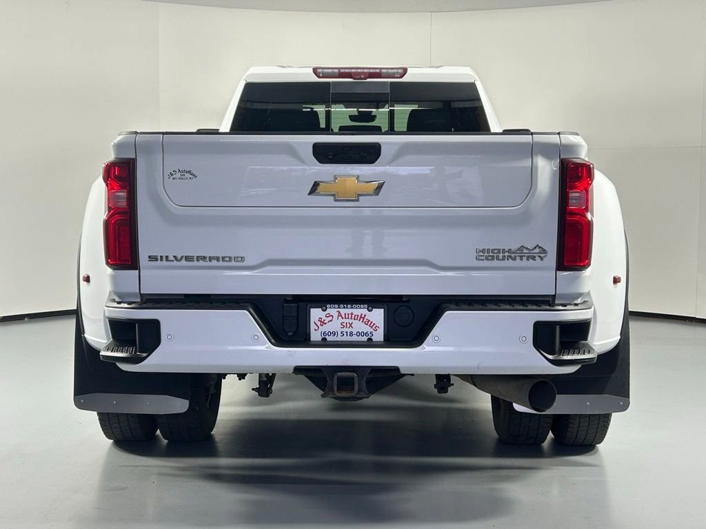 Used 2023 Chevrolet Silverado 3500 High Country image 6