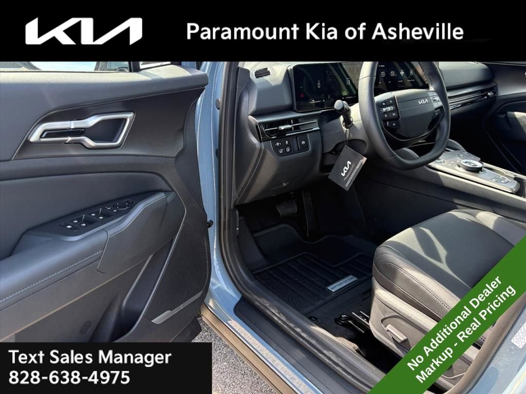 New 2026 Kia Sportage EX image 17