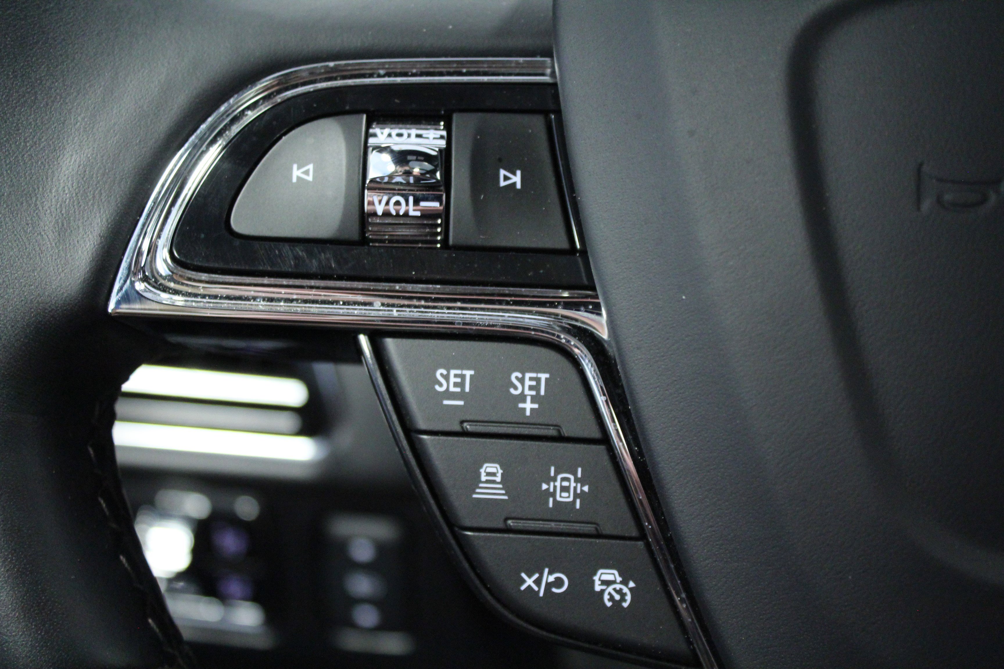 Used 2024 Lincoln Navigator Reserve image 21