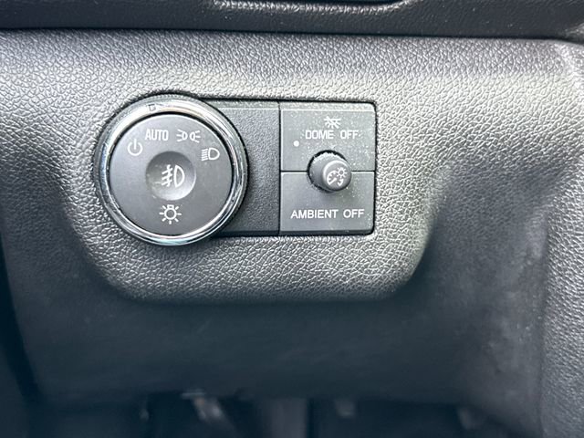 Used 2017 Chevrolet Traverse LT w/ Style and Technology Package image 32