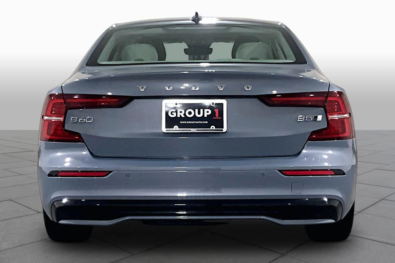 Used 2023 Volvo S60 B5 Plus AWD/4WD image 4
