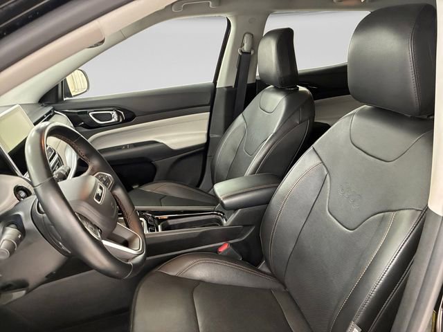 Used 2022 Jeep Compass Limited w/ Elite Group AWD/4WD image 12