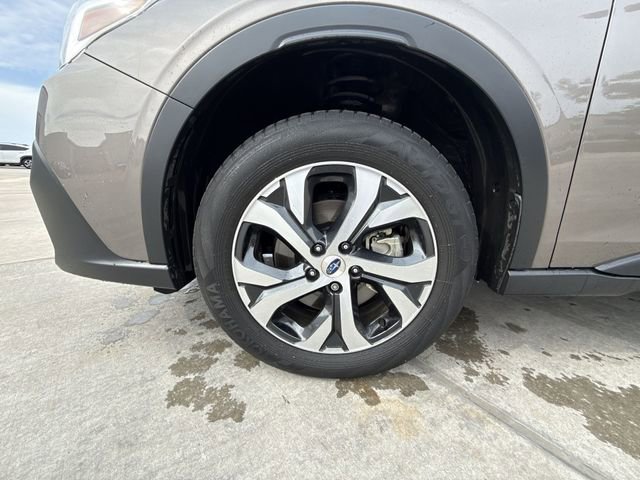 Used 2022 Subaru Outback Limited AWD/4WD image 10