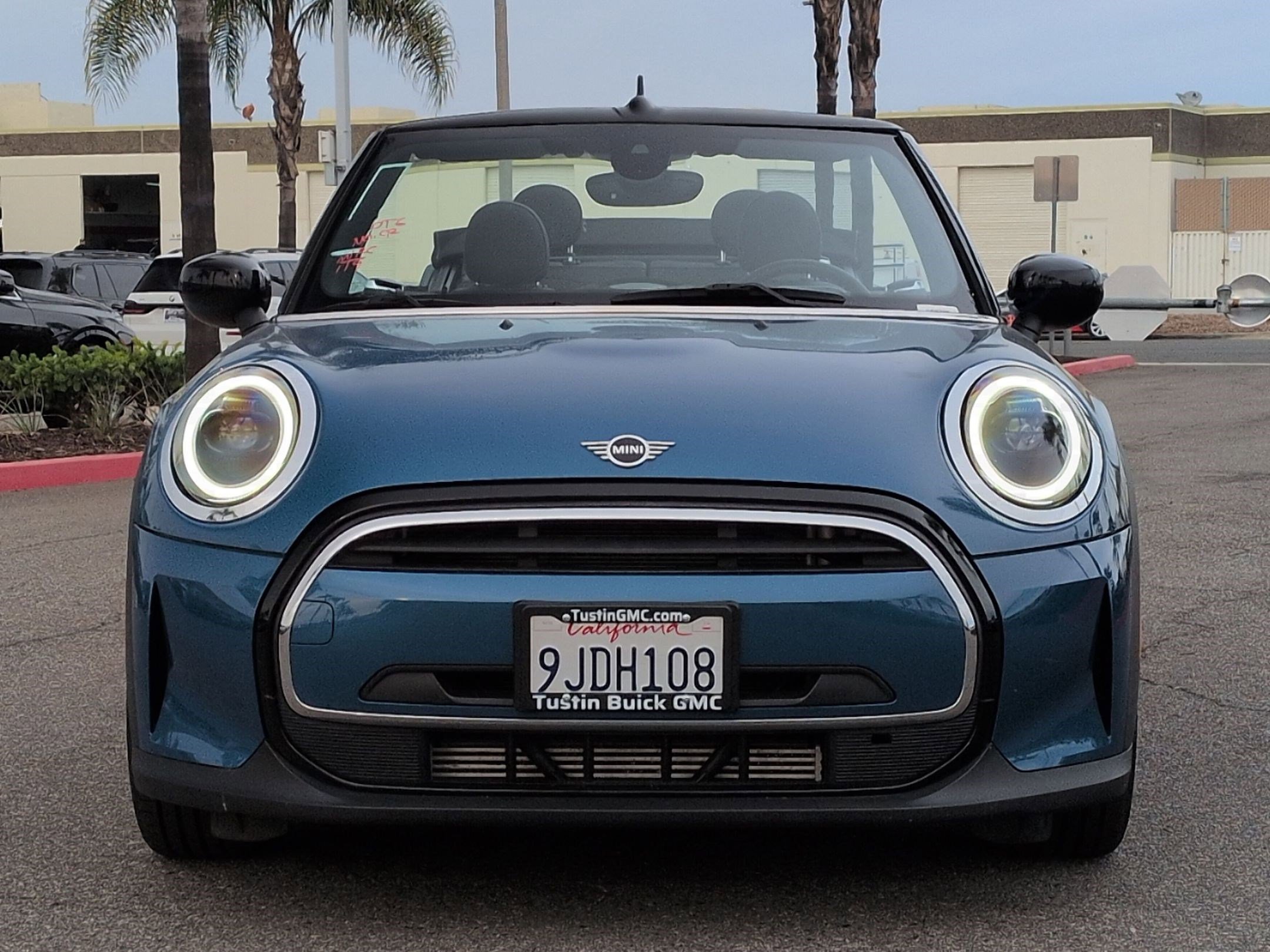 Used 2024 MINI Cooper Convertible image 3