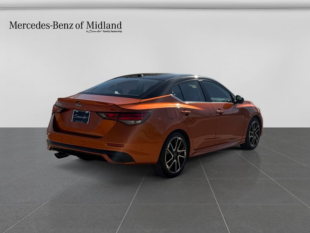 Used 2025 Nissan Sentra SR w/ SR Premium Package image 7