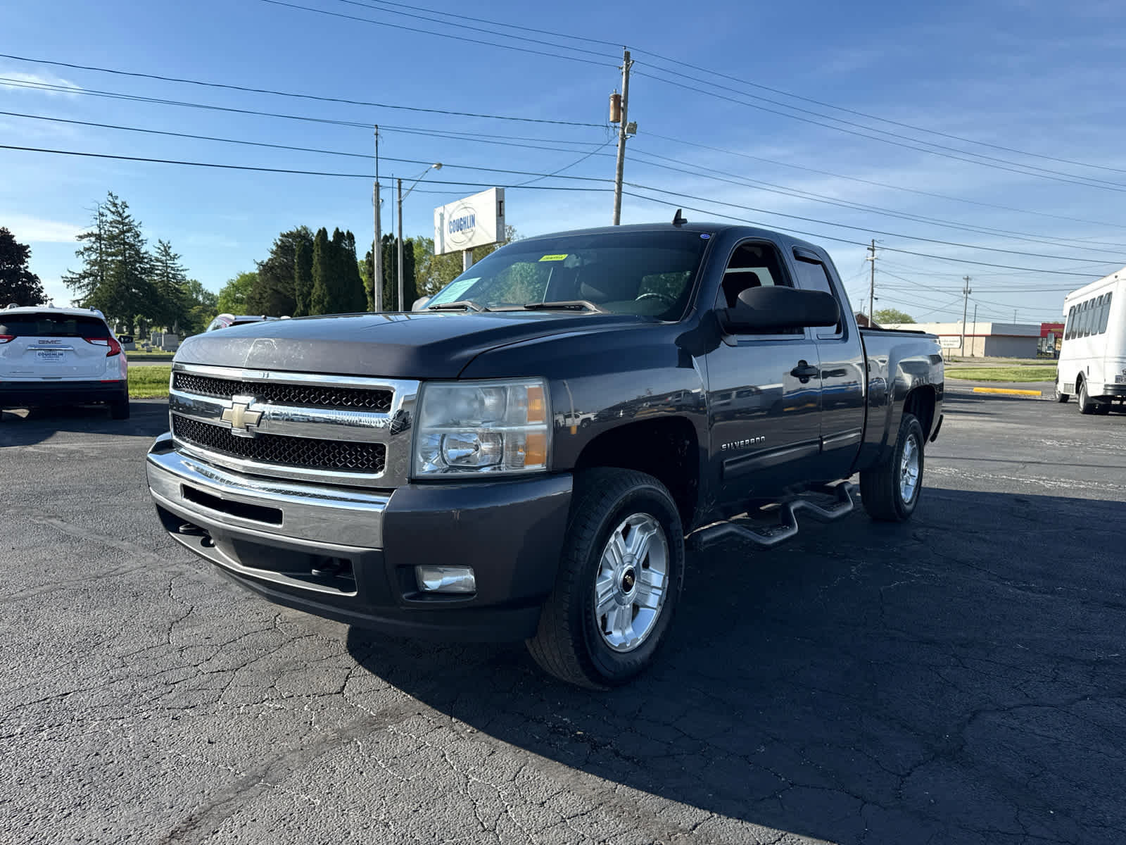 Used 2010 Chevrolet Silverado 1500 LT w/ Power Pack Plus AWD/4WD image 1