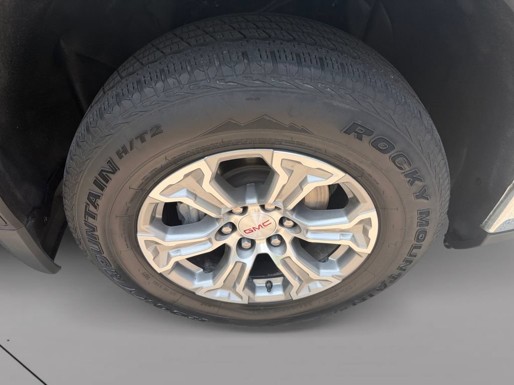Used 2024 GMC Sierra 1500 SLT AWD/4WD image 9