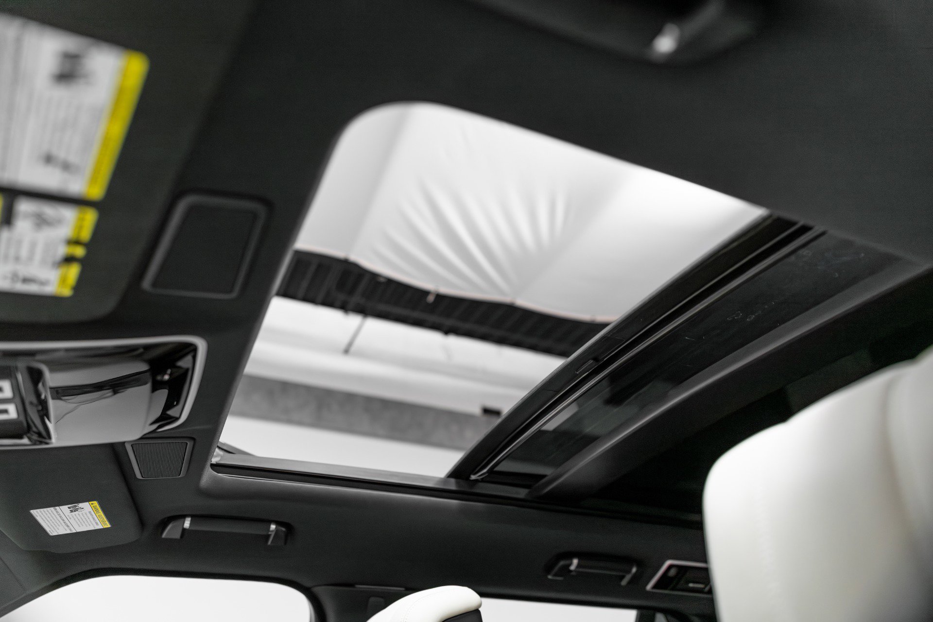 Used 2021 Land Rover Range Rover Westminster Edition image 31