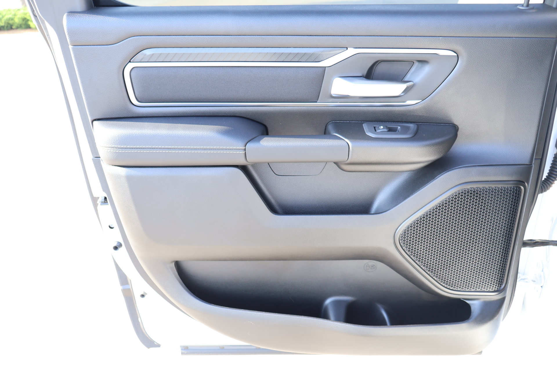 New 2026 RAM 1500 Lone Star AWD/4WD image 17
