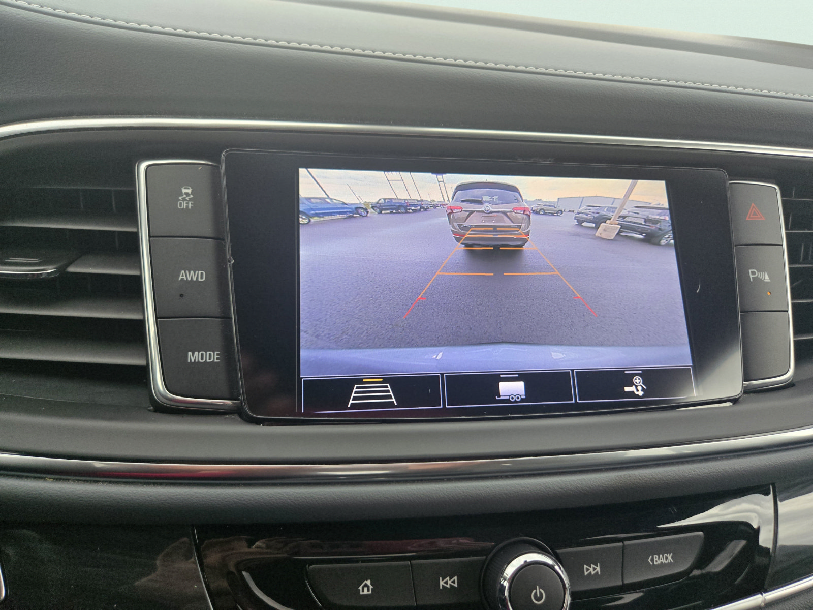 Used 2020 Buick Enclave Essence w/ Trailering Package, 5000 lbs. AWD/4WD image 20