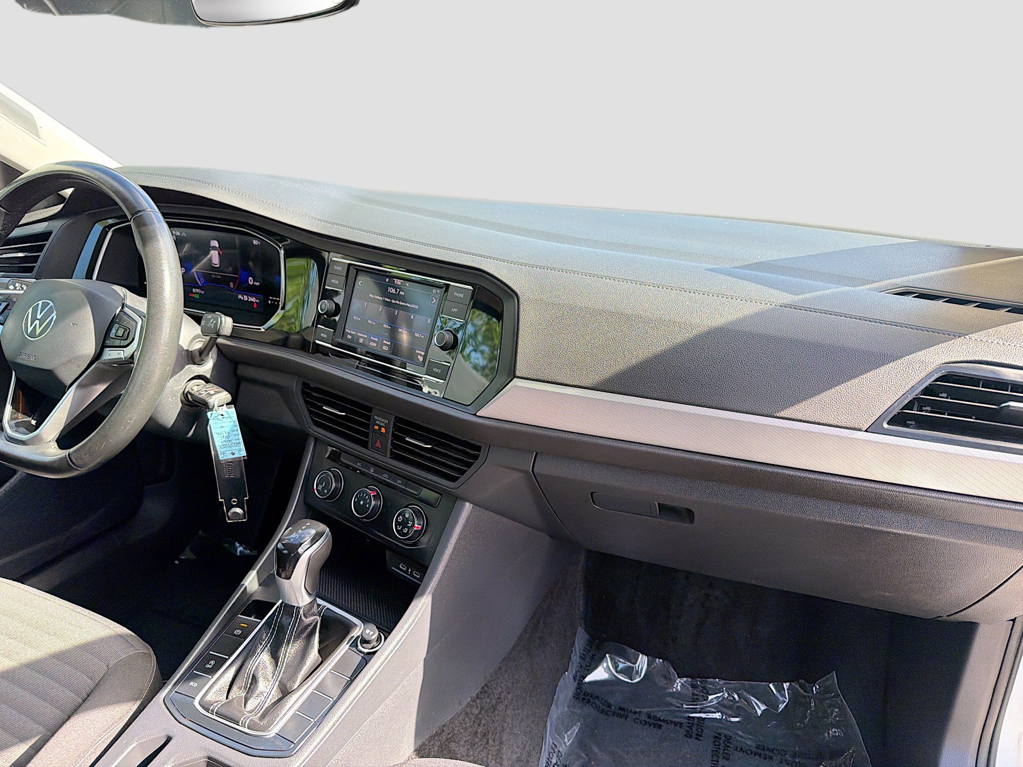 Used 2024 Volkswagen Jetta S image 31