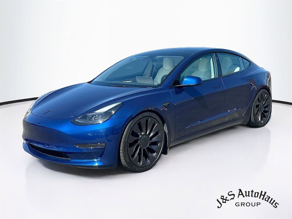 Used 2023 Tesla Model 3 Performance image 3