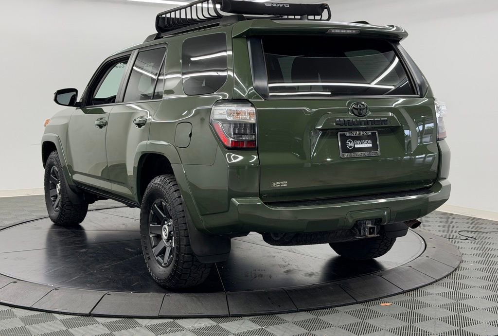 Used 2022 Toyota 4Runner Trail Special Edition AWD/4WD image 12