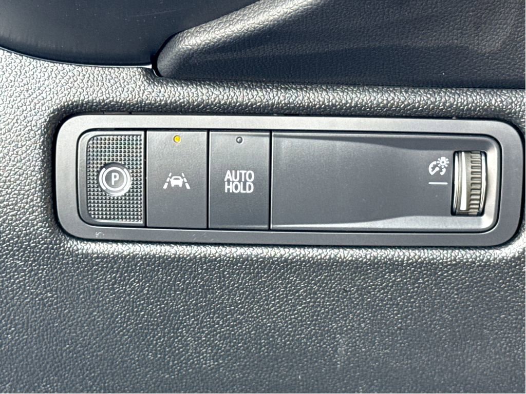 Used 2025 Chevrolet Equinox EV LT w/ Comfort Package FWD image 12