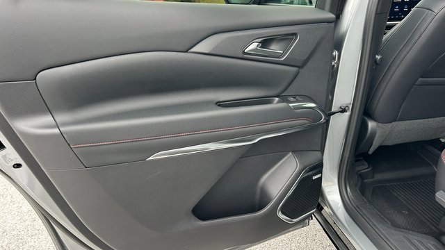 Certified 2024 Chevrolet Traverse RS w/ LPO, Floor Liner Package image 35