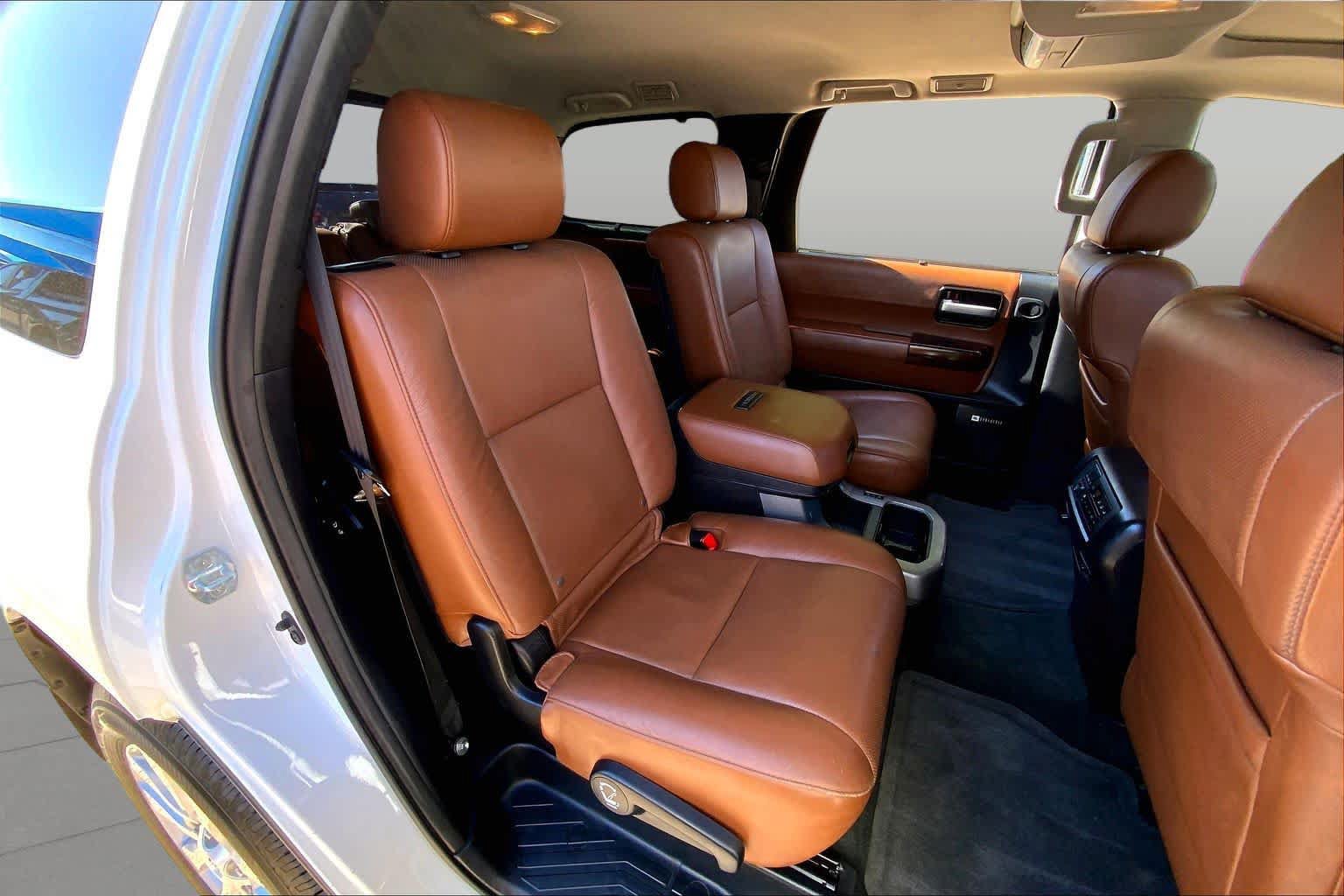 Used 2017 Toyota Sequoia Platinum RWD image 20