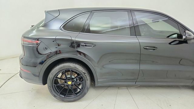 Used 2019 Porsche Cayenne image 7