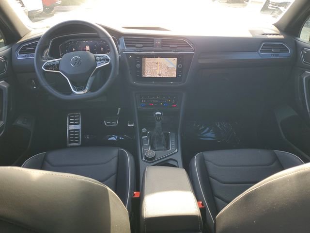 Used 2024 Volkswagen Tiguan SEL R-Line image 14